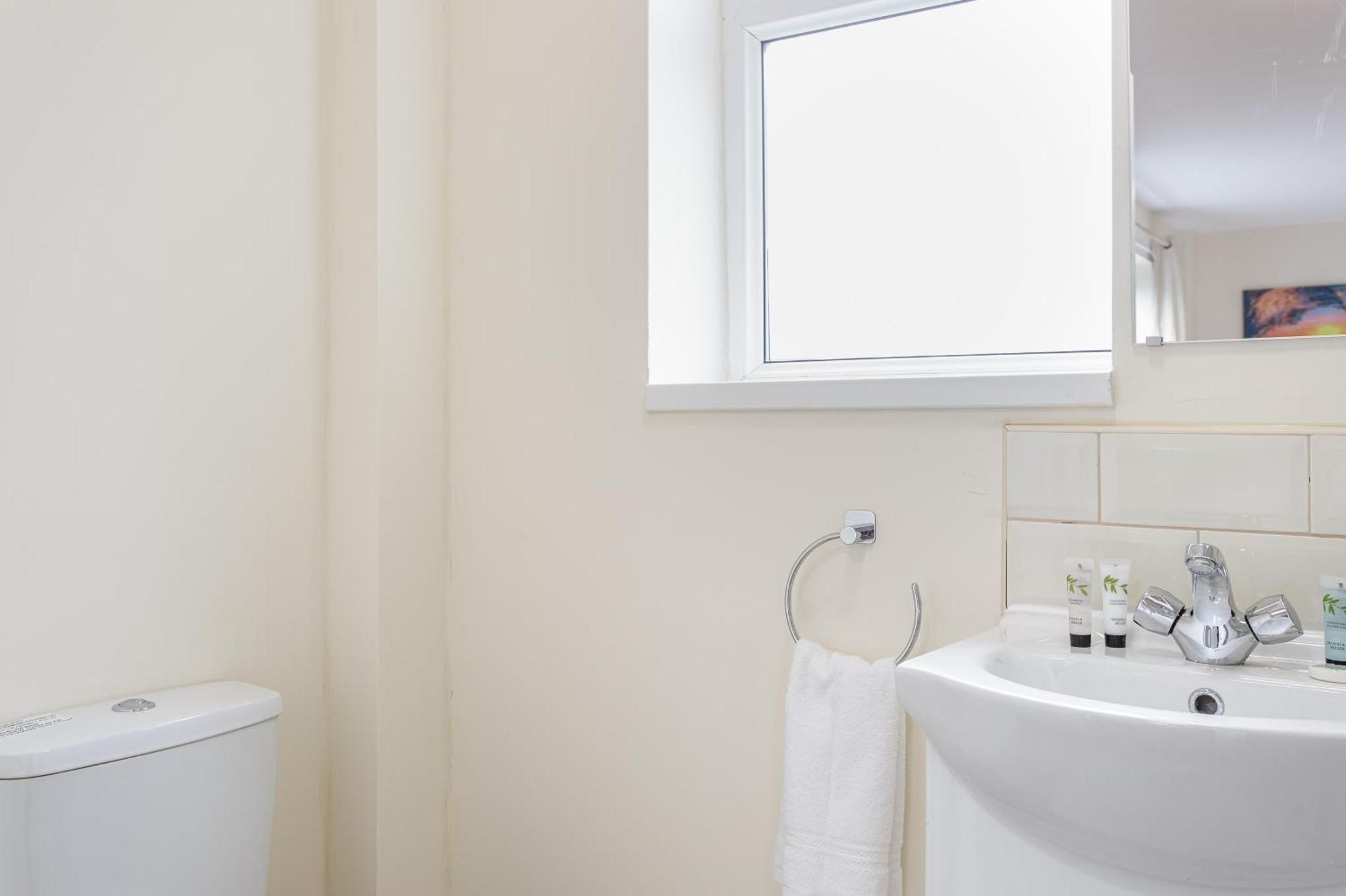Blackberry - Stylish Self-Contained Flats In Soton City Centre Southampton Room photo